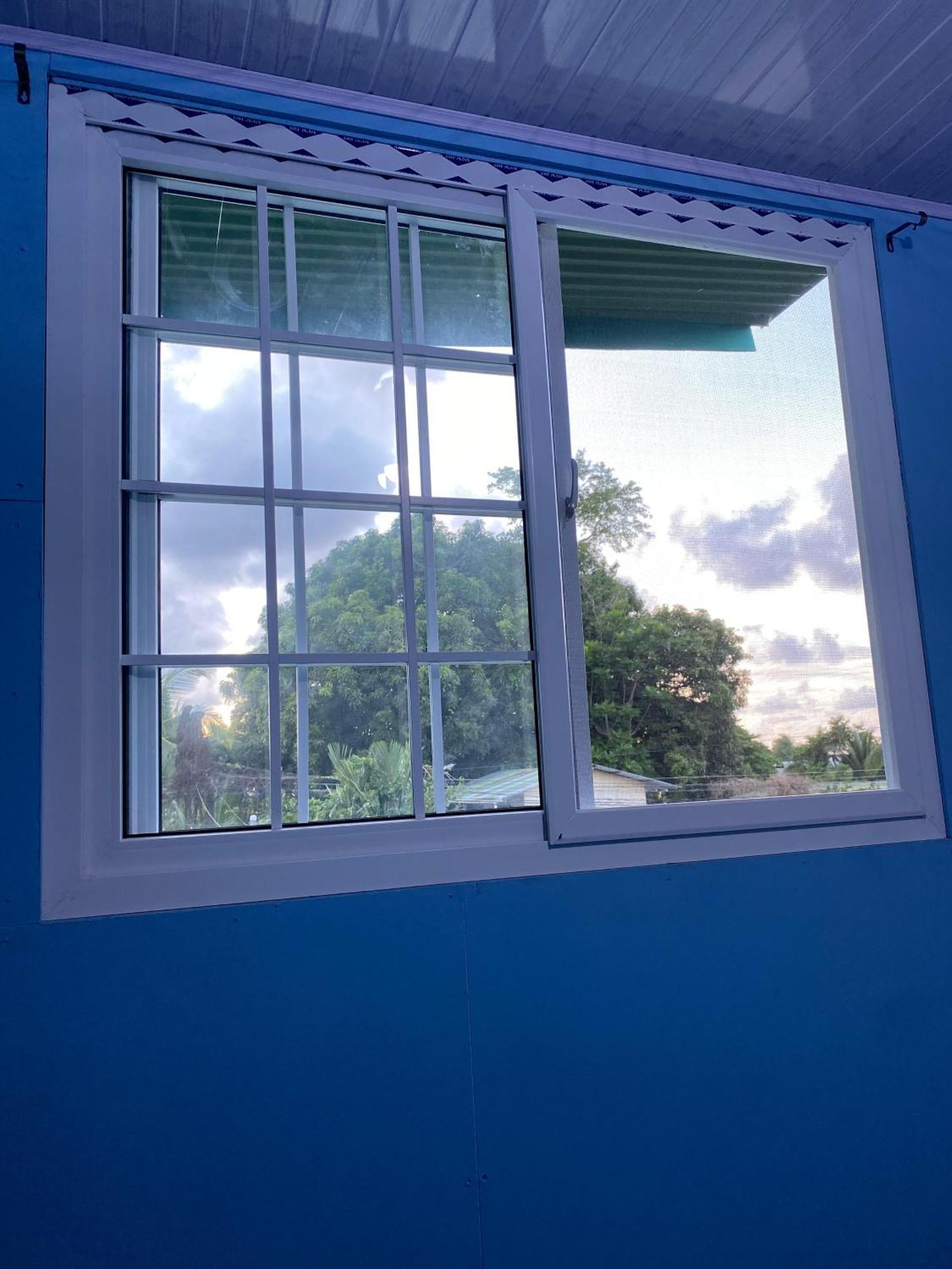 Cabinas Mitchaelle'S Puerto Viejo de Talamanca Buitenkant foto